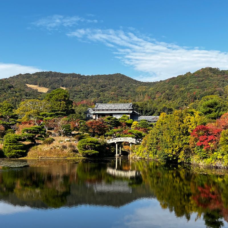 Tour the Stately Residence and Garden of a Powerful Daimyo Family